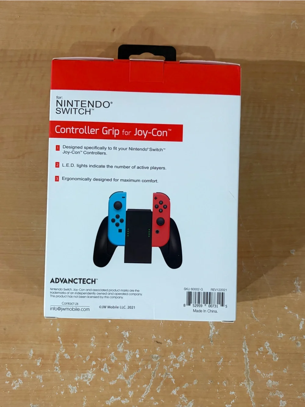 Nintendo Joy-Con Controller Grip with Blue and Red Joy‑Con Mockup